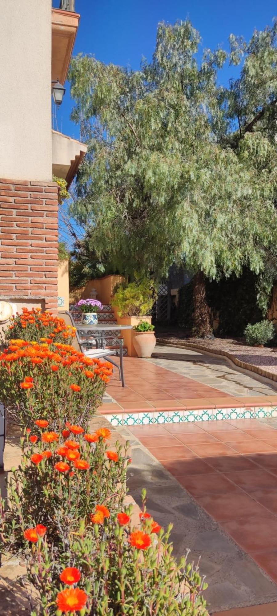 Chalet Trolio Bed & Breakfast Alhendin Exterior photo